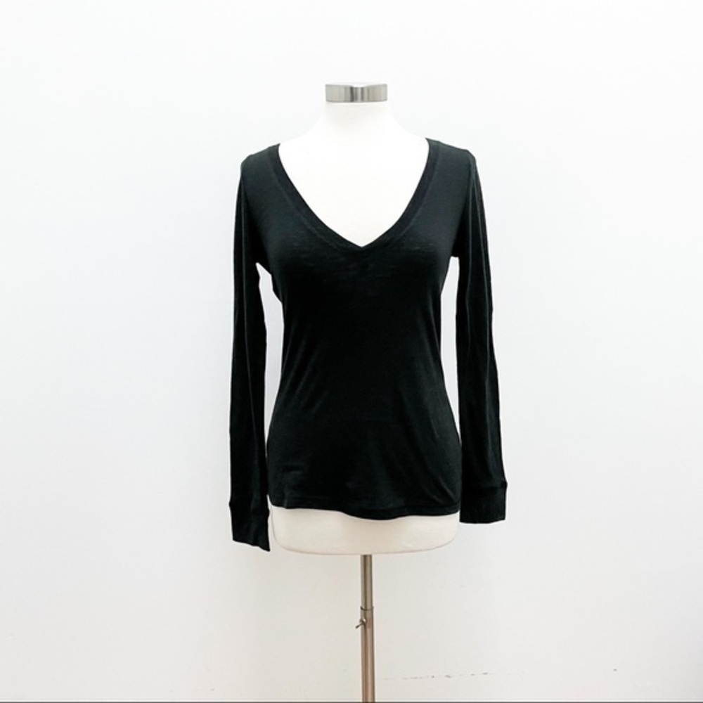 Line & Dot / Revolve Long Sleeve V Neck Tee - NWT - Picture 4 of 6